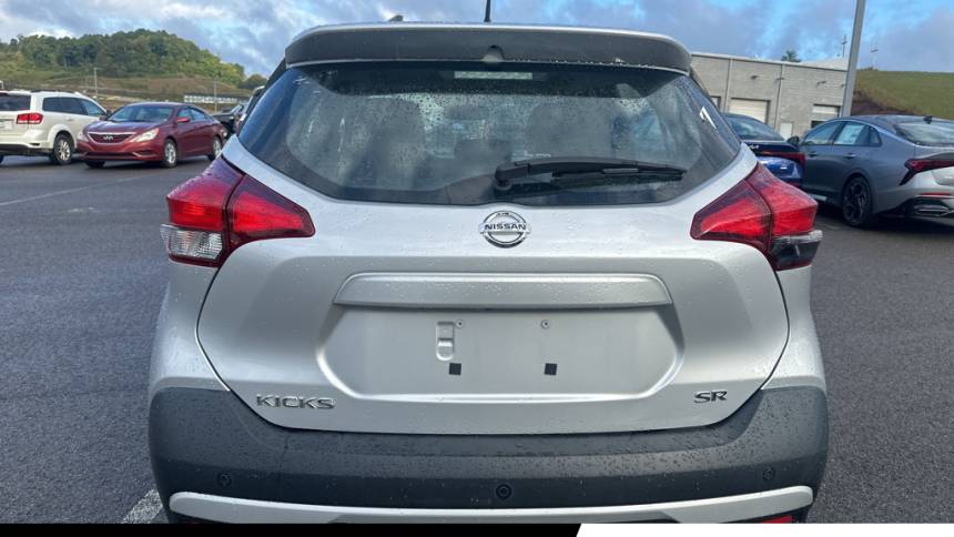 2018 nissan kicks sr