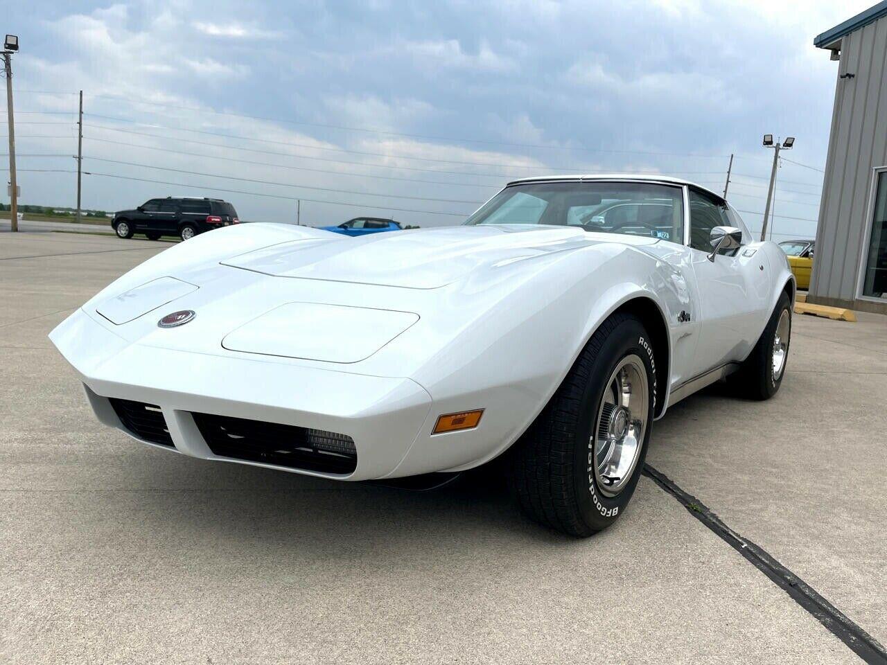 1974 chevrolet corvette coupe 9364 miles white coupe automatic