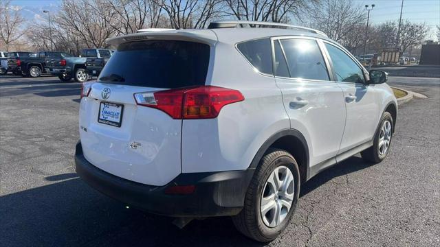 2013 toyota rav4 le