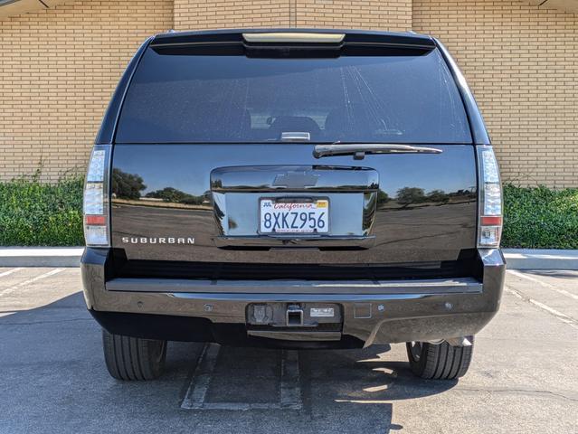 2013 chevrolet suburban 1500 lt