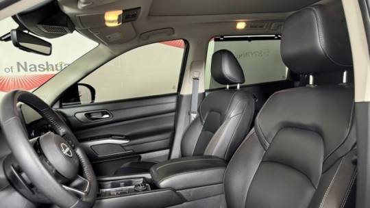 2023 nissan pathfinder sl