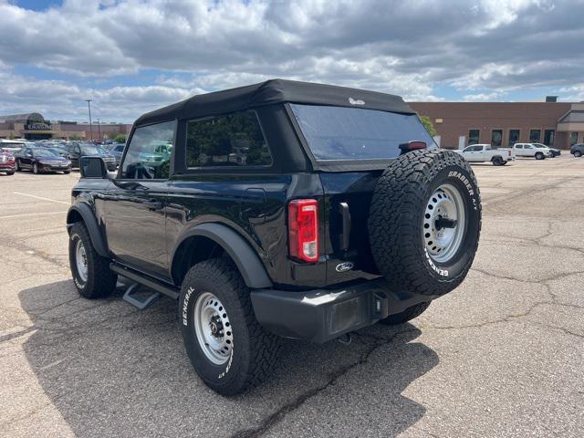 2022 ford bronco base