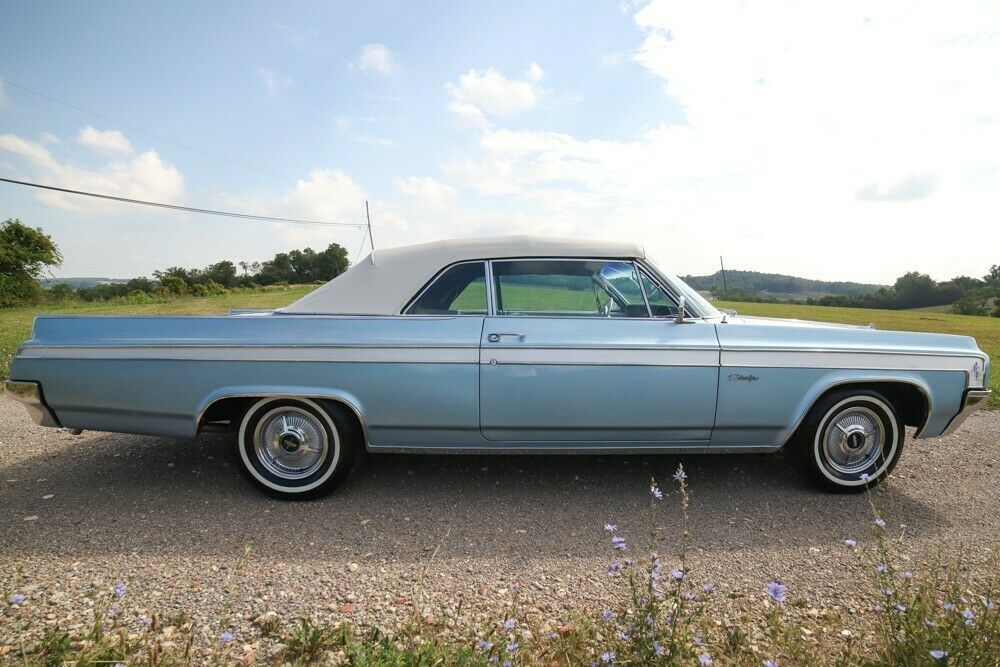 1963 oldsmobile starfire, blue & white, perfect condition , all power