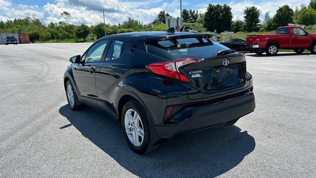 2021 toyota c-hr le