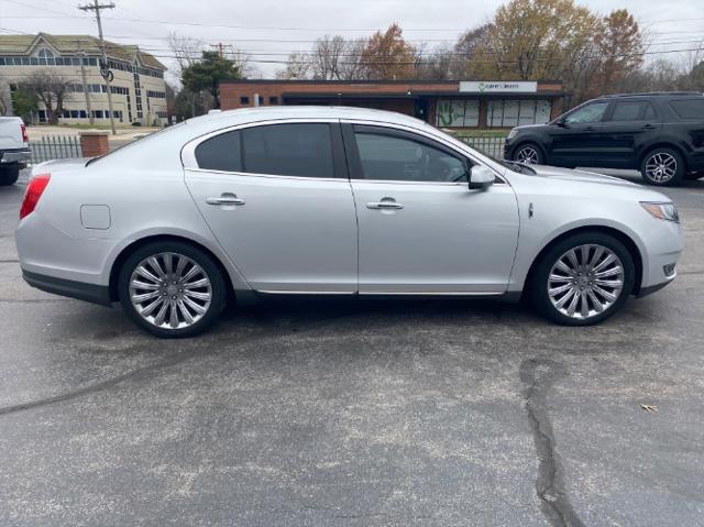 2015 lincoln mks base