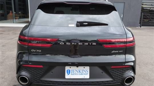 2025 Genesis GV70