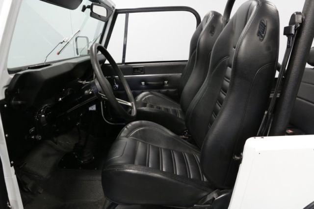 1984 jeep cj7 0 pearl white metallic jeep 4.2l inline 6 4 speed manual