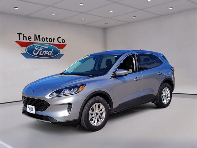 2021 ford escape se