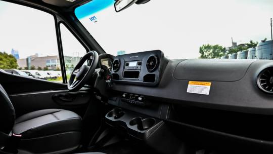 2024 Mercedes-Benz Sprinter