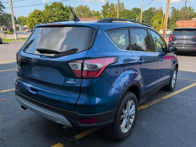 2018 ford escape se