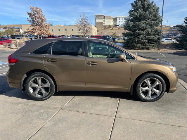 2012 toyota venza le