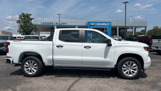 new 2024 chevrolet silverado 1500 custom crew cab short bed 4wd