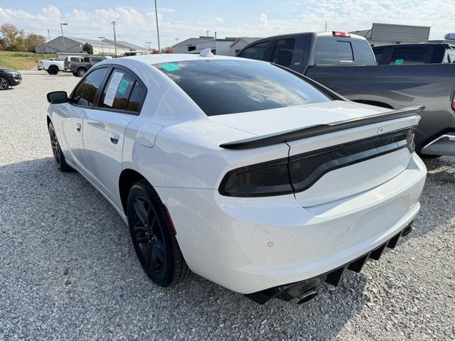 2019 dodge charger sxt
