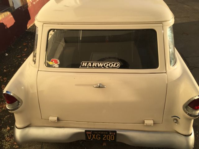 1955 white chevy nomad - drag car
