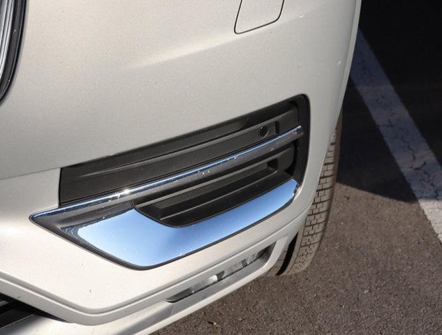 2024 volvo xc90 b5 plus bright theme