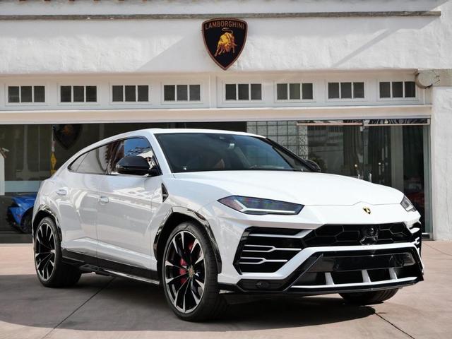 2019 lamborghini urus base