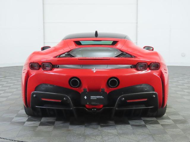2023 ferrari sf90 stradale base