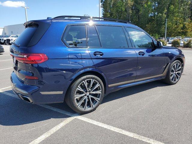 2022 bmw x7 m50i