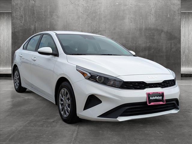 2022 kia forte fe