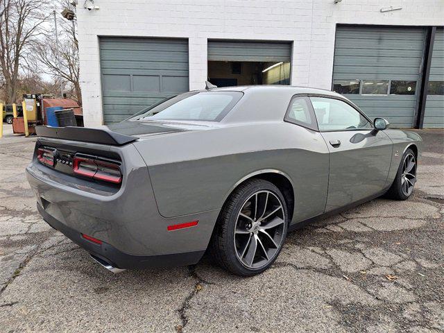 2017 dodge challenger r/t scat pack