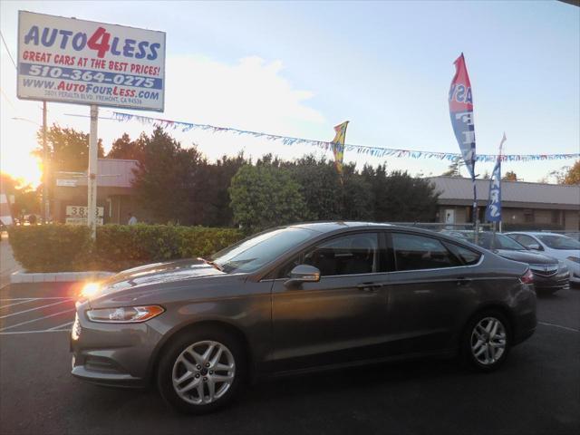2014 ford fusion se