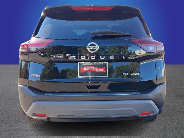 2021 nissan rogue sl