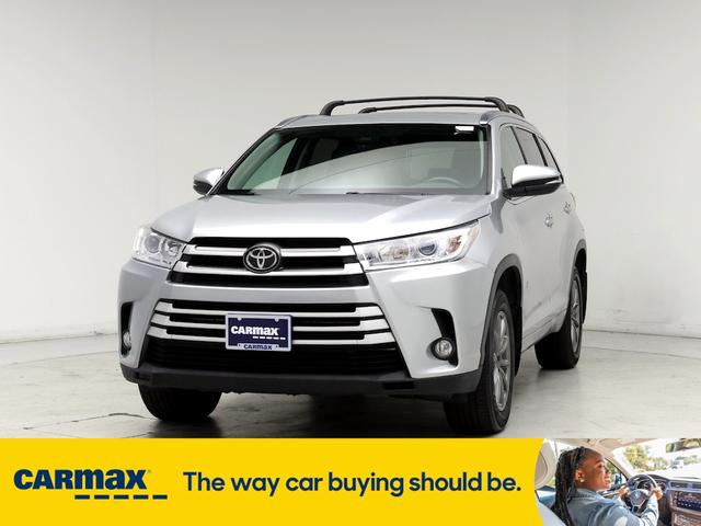 2017 toyota highlander xle