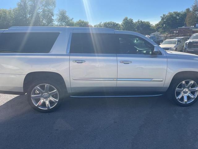 2020 cadillac escalade esv luxury