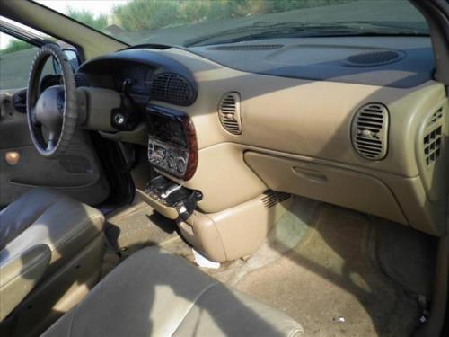 1996 chrysler town country lxi in washington