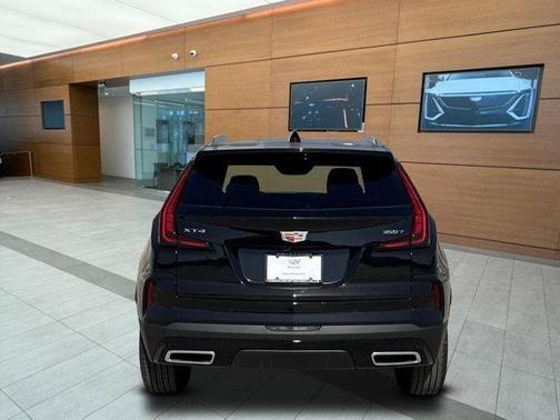 2024 cadillac xt4
