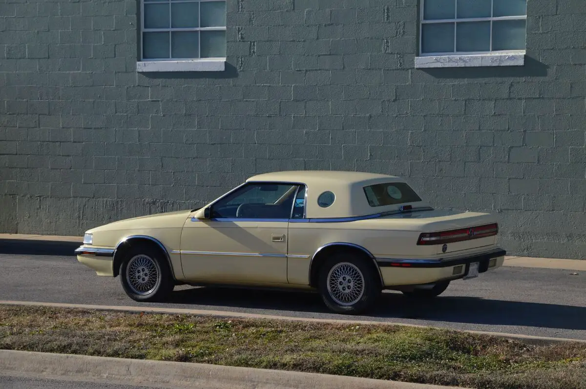 1989 chrysler tc maserati by maserati