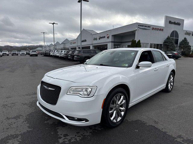 2017 chrysler 300 limited