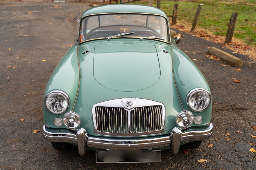 mgb-powered 1957 mg mga coupe 5-speed