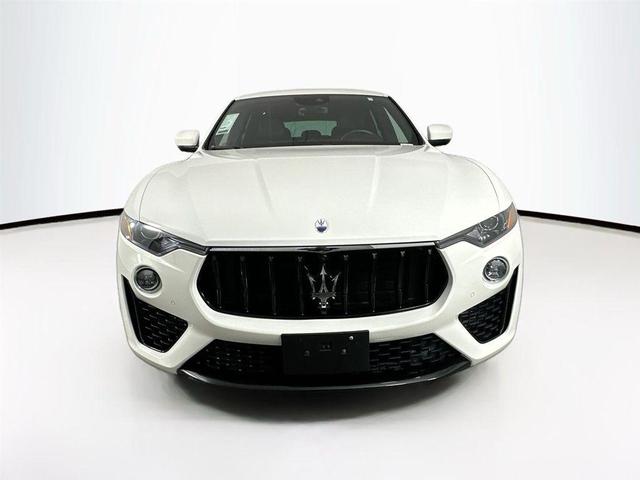 2023 maserati levante modena