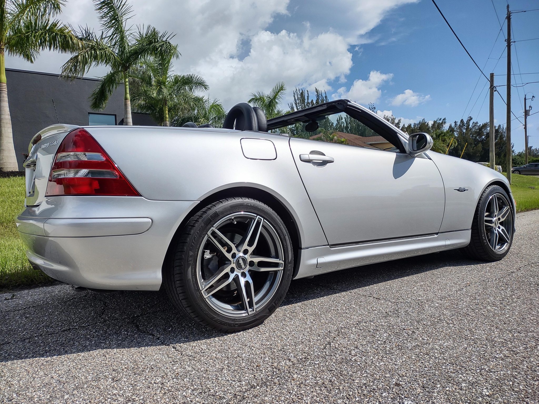 2004 mercedes-benz slk230 6-speed