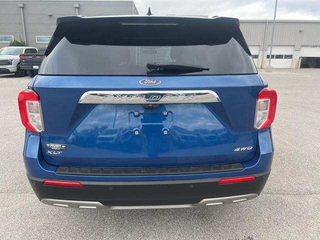 2021 ford explorer xlt