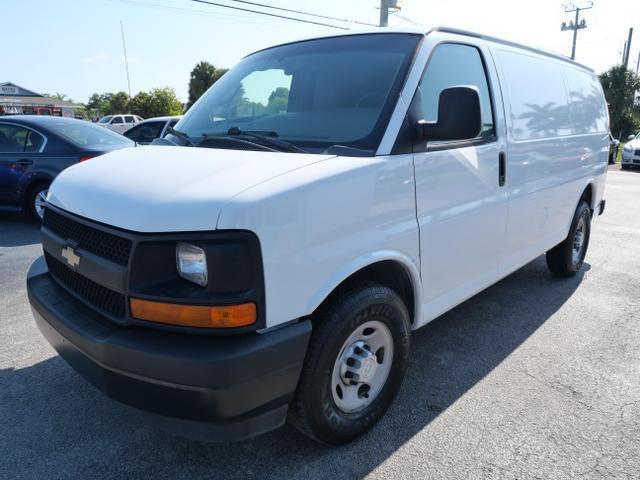 2017 chevrolet express 2500 work van
