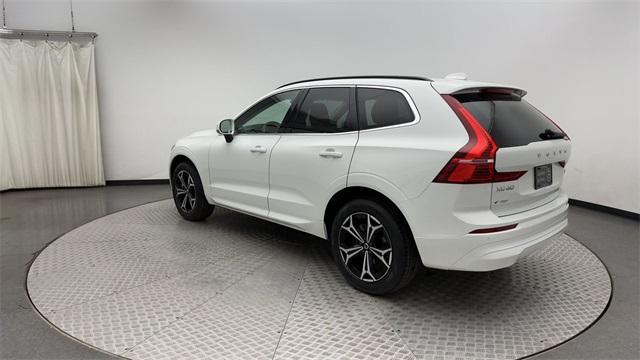 2022 volvo xc60 b5 momentum