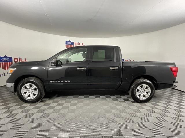 2019 nissan titan sv