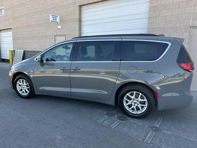 2022 chrysler pacifica touring-l