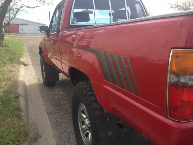 1988 toyota pickup sr5 extended cab pickup 2-door 2.4l