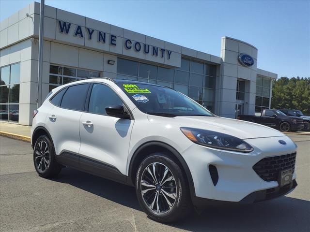 2021 ford escape se