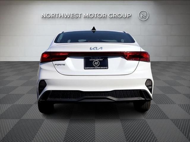 2022 kia forte lxs