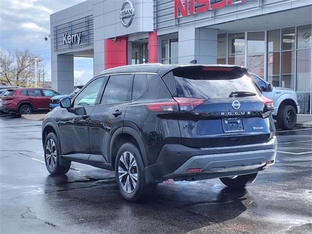 2021 nissan rogue sv