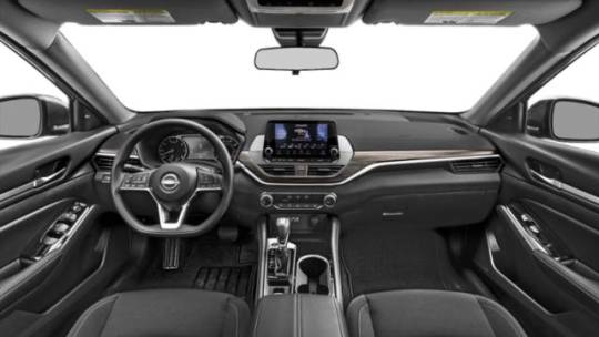 2025 Nissan Altima