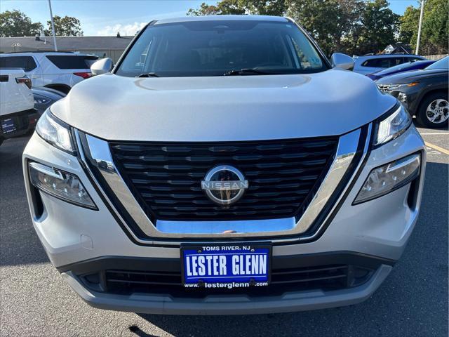 2022 nissan rogue sv