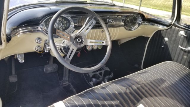 oldsmobile 88 1956