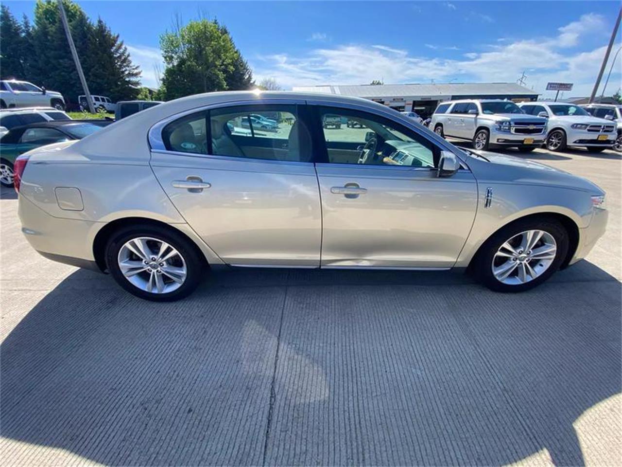 2011 lincoln 4-dr sedan