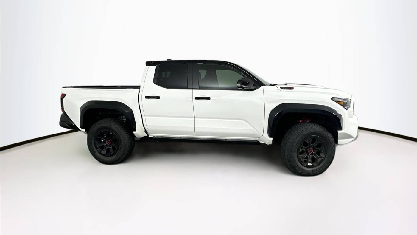 2024 toyota tacoma