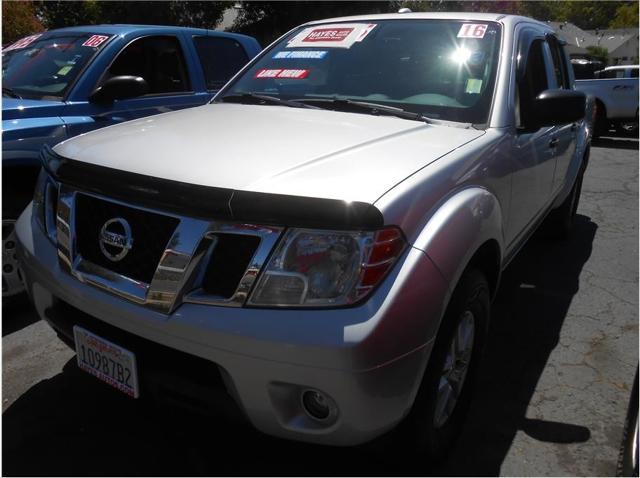 2016 nissan frontier sv